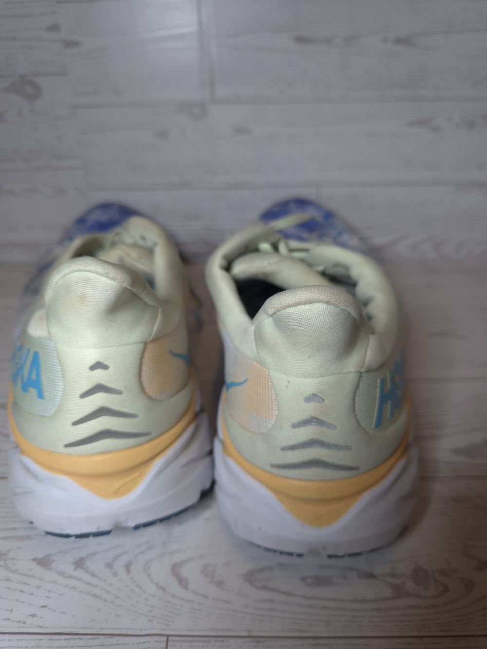 Hoka One One Clifton 8 Together - Picture 5 of 7